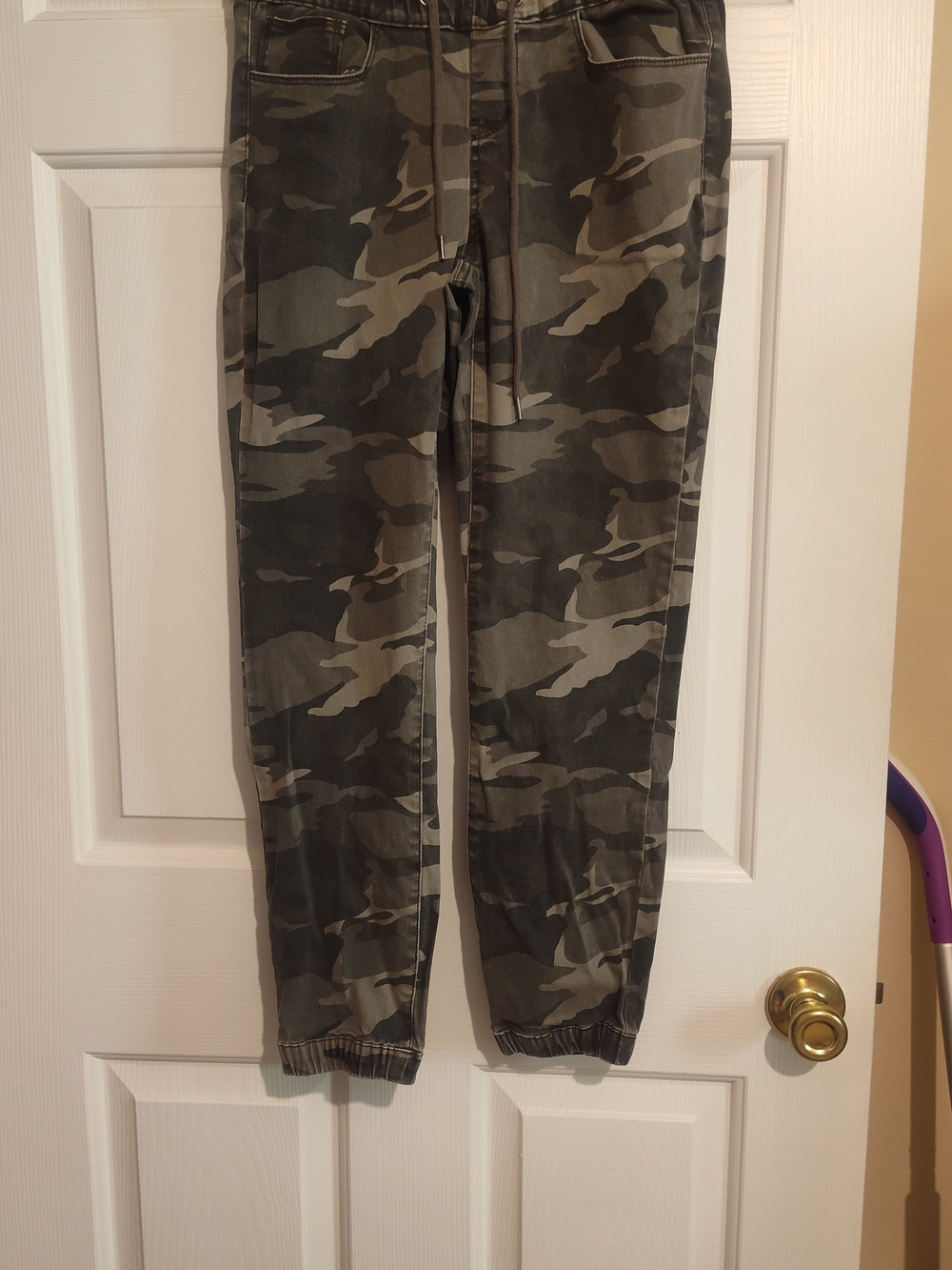 Rewash Camo Jogger Jeans in Olive Green and Gray